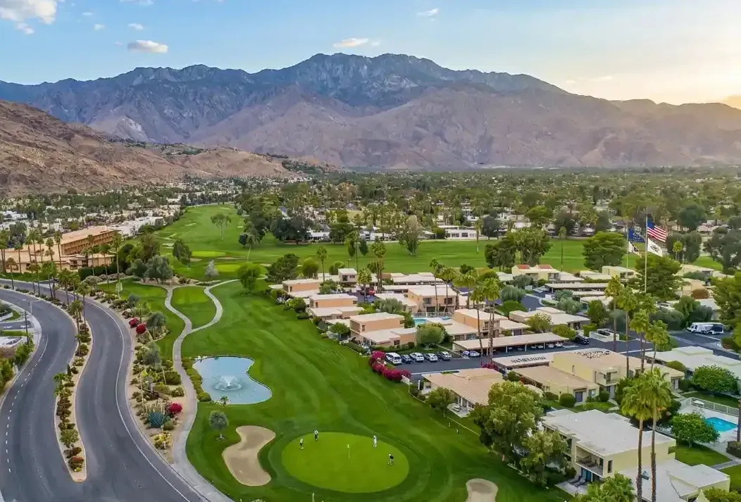 How to Use a Budget Tracker for a Palm Springs Golf Trip